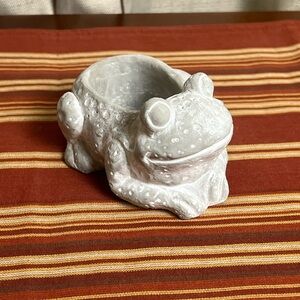 NWOT Cement Frog Decor